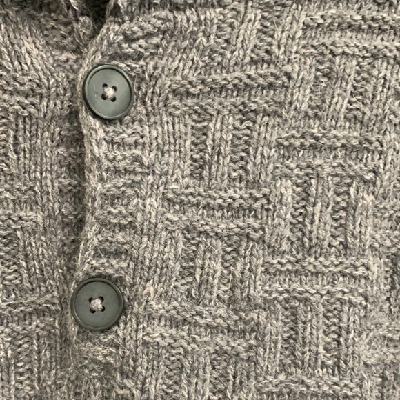 Sweaters - Handmade crosshatch pattern knit collared sweater